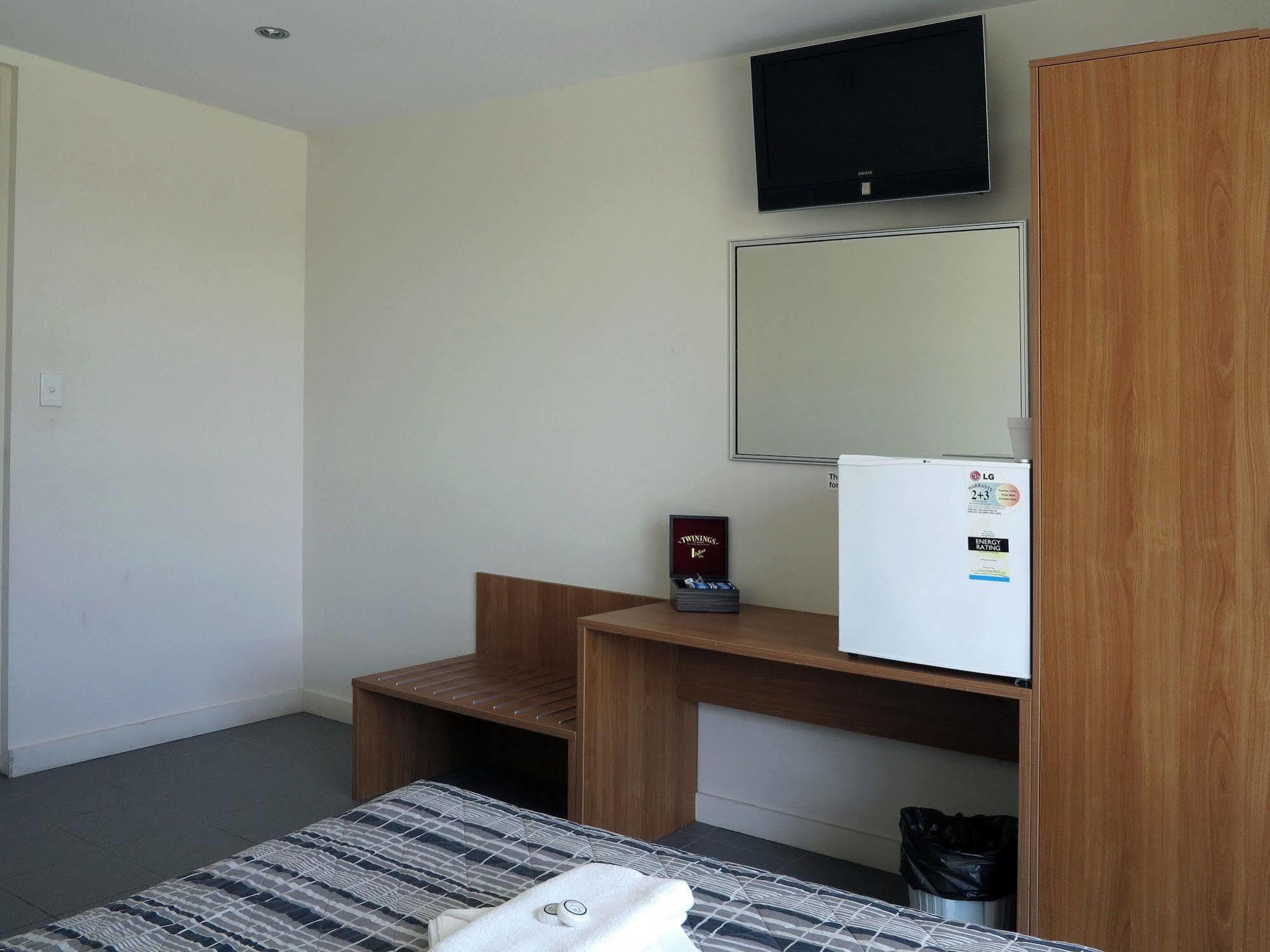 Upper Ross Hotel Townsville Eksteriør billede