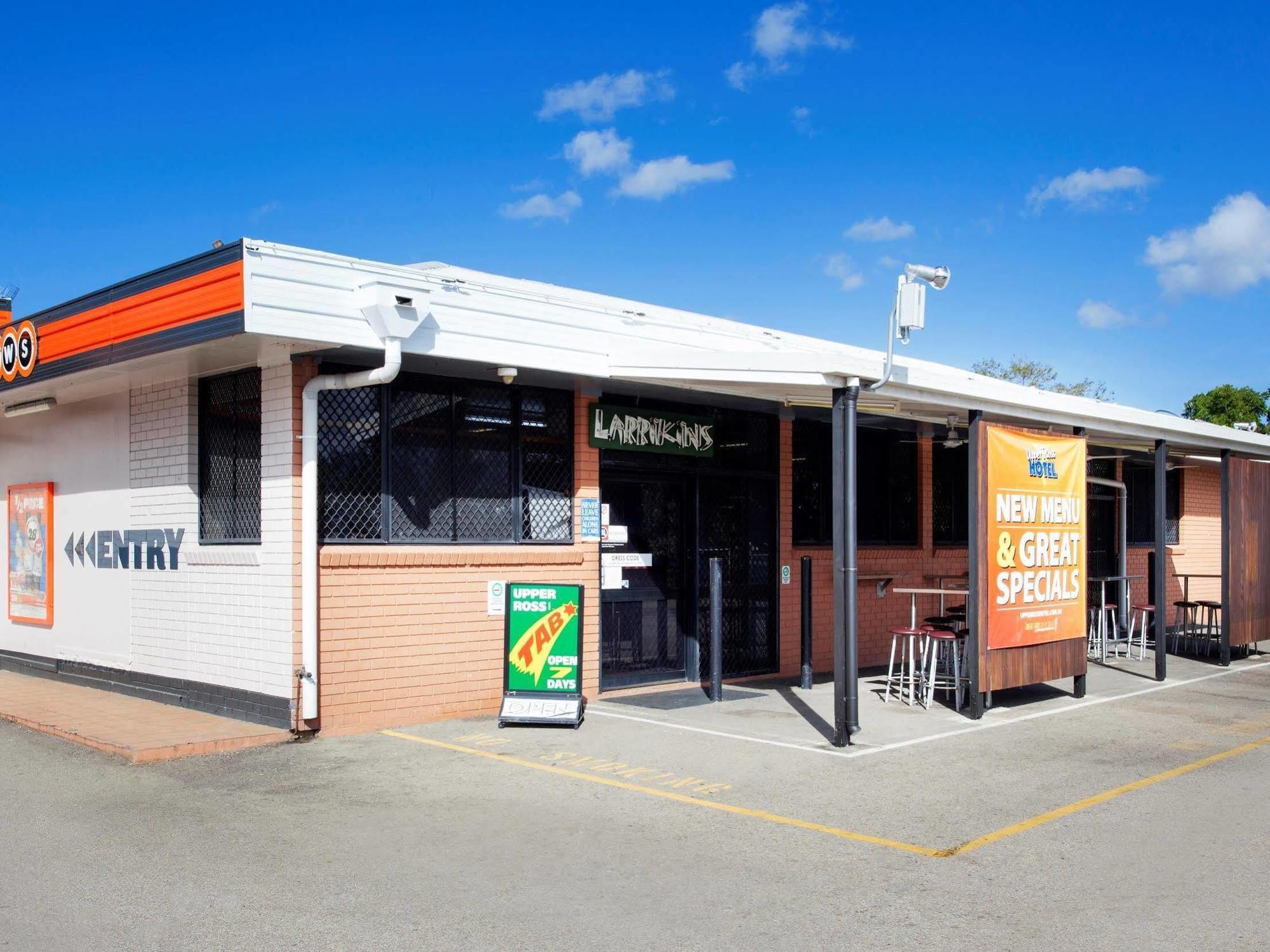 Upper Ross Hotel Townsville Eksteriør billede
