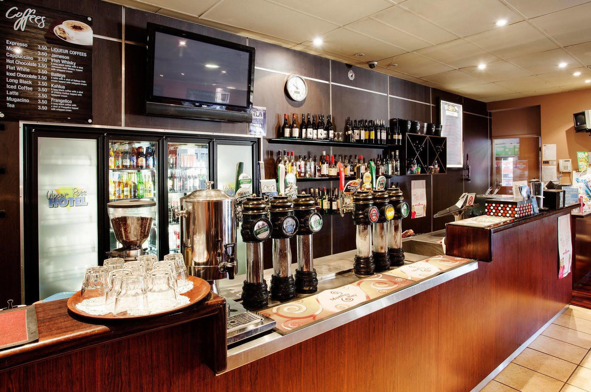 Upper Ross Hotel Townsville Eksteriør billede